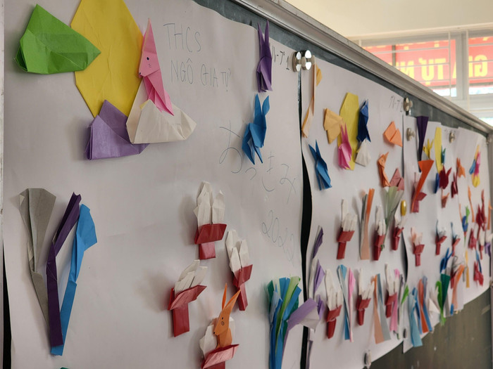 Sản phẩm của học sinh Trường Trung học cơ sở Ngô Gia Tự (Ảnh: Phạm Linh) Sản phẩm của học sinh Trường Trung học cơ sở Ngô Gia Tự (Ảnh: Phạm Linh)