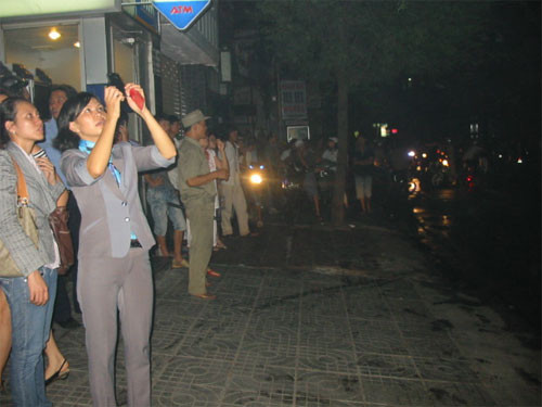 TPHCM: Cháy dữ dội trên đường Sư Vạn Hạnh ảnh 2 TPHCM: Cháy dữ dội trên đường Sư Vạn Hạnh ảnh 2