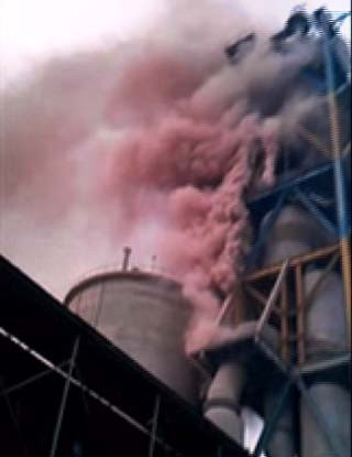 Hình ảnh người dân ghi lại tại Nhà máy xi măng Lam Thạch II Hình ảnh người dân ghi lại tại Nhà máy xi măng Lam Thạch II