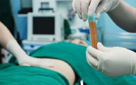 Phương pháp nâng ngực bằng mỡ tự thân đang được phổ biến và ưa chuộng. Phương pháp nâng ngực bằng mỡ tự thân đang được phổ biến và ưa chuộng.