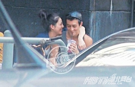 Trần Quán Hy và bạn gái Trần Quán Hy và bạn gái