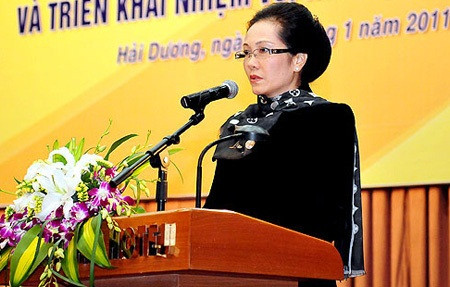 Bà Lê Thị Thúy Ngà - Chủ tịch HĐQT tập đoàn Nam Cường. Bà Lê Thị Thúy Ngà - Chủ tịch HĐQT tập đoàn Nam Cường.