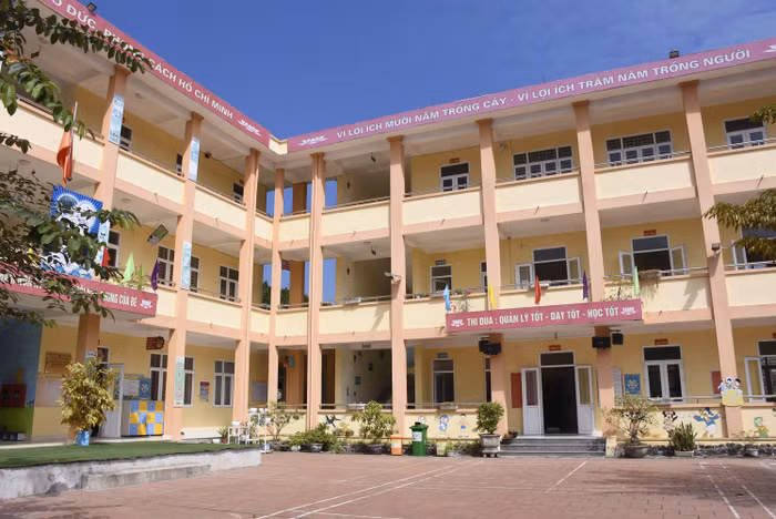 Trường Mầm non Kỳ Thượng được đầu tư xây mới vào năm 2020 (Ảnh: Phạm Linh)