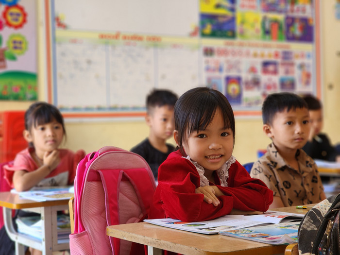 Học sinh gọi cô với cái tên thân mật "mẹ Lệ" (Ảnh: Phạm Linh)