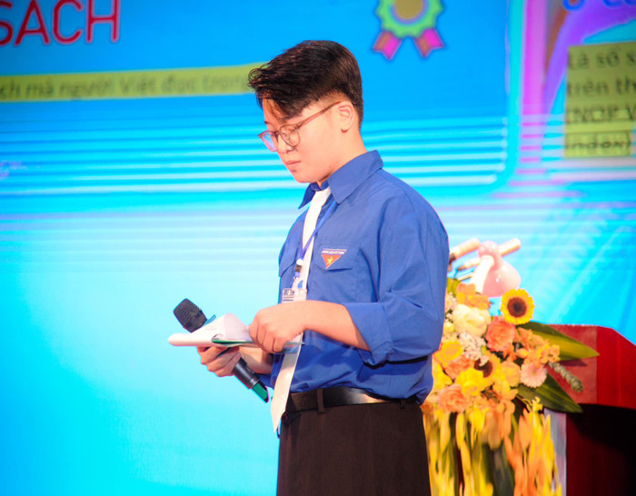 An Huy dự định xét tuyển đại học bằng kết quả thi tốt nghiệp trung học phổ thông và kết quả thi đánh giá năng lực. (Ảnh: NVCC) An Huy.jpeg