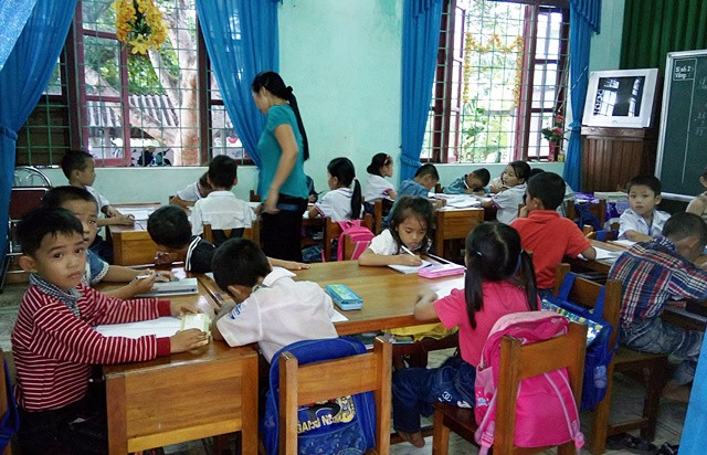 Giáo viên hợp đồng qua góc nhìn ngược chiều ảnh 4