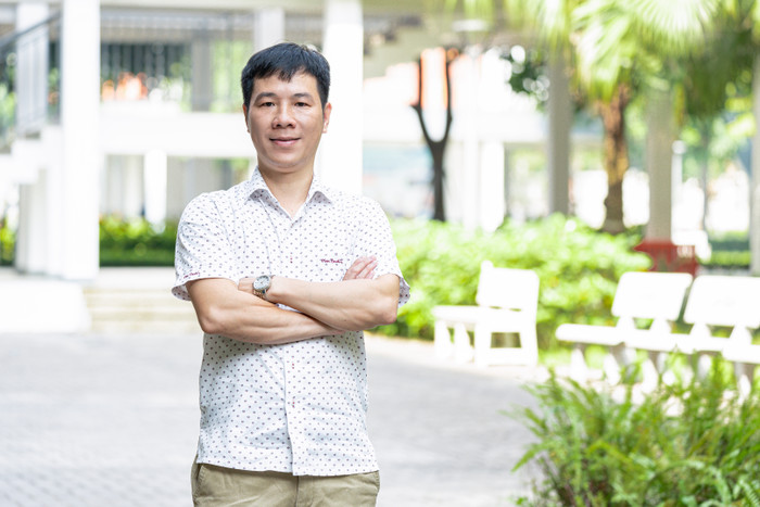 Thầy Ngô Ngọc Hà - phó giáo sư ngành Vật lý năm 2024. Ảnh: NTCC. PGS.TS Ngô Ngọc Hà.jpg