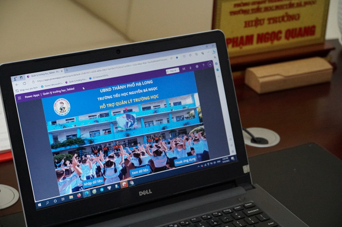 Trường Tiểu học Nguyễn Bá Ngọc đã xây dựng thành công hệ sinh thái dạy học và quản lý qua phần mềm Power Apps (Ảnh: Phạm Linh)