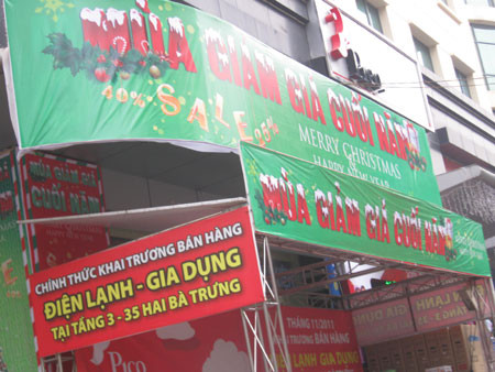 NTD thờ ơ, có siêu thị dùng cả ô tô khuyến mãi kích cầu ảnh 2 NTD thờ ơ, có siêu thị dùng cả ô tô khuyến mãi kích cầu ảnh 2