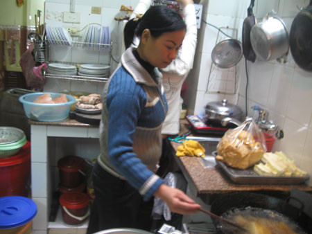 Khâu rán đậu...