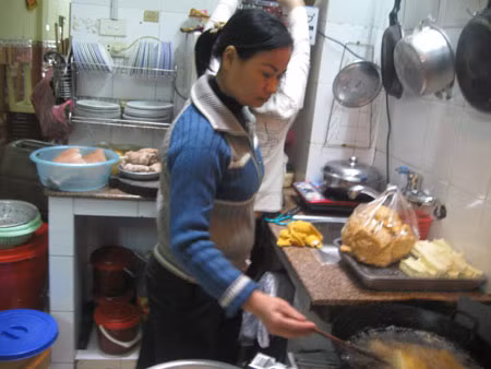 Khâu rán đậu...