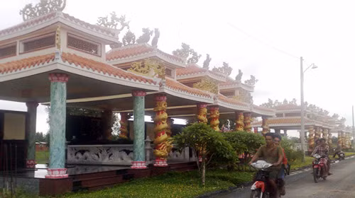 "Đặt chỗ" ở nghĩa trang hạng sang, Tin tức trong ngày, dat nghia trang, nghia trang, nghia dia, phan mo, kinh doanh nghia trng, nghia trang binh hung hoa, mo ma, ngoi mo, bao, tin tuc, tin hot, tin hay