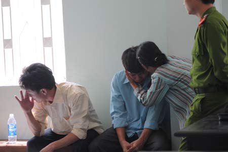 Tình người trong vụ giao cấu với trẻ em, An ninh Xã hội, giao cau, hiep dam tre em, hiep dam, ham hiep, hai doi, yeu rau xanh, bao, bao cong an, bao an ninh, vn, nguoi tinh nhi