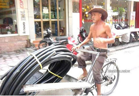 40 năm cởi trần đạp xích lô “ngoáy” ảnh 3 40 năm cởi trần đạp xích lô “ngoáy”, Tin tức trong ngày, di nhan, dap xich lo, xich lo, 40 nam, pho co, tin tuc, tin nhanh, tin hot, vn