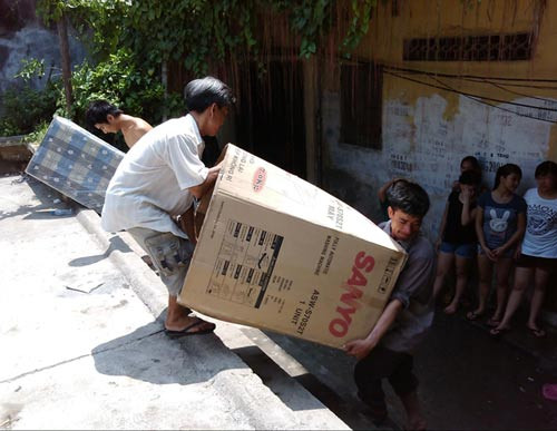 Hàng xóm không biết cụ 91 tuổi chết cháy, Tin tức trong ngày, chay tap the nha go, chay khu tap the, chay khu tap the ven song hong, chay nha, khu tap the nha go, khu tap the c8, khu tap the bo giao duc, chay khu tap the bo giao duc, chay lon o ha noi, bao, tin nhanh, tin hot, tin tuc, vn