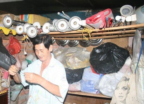 Làm từ thiện cho xác người vô thừa nhận, Tin tức trong ngày, 