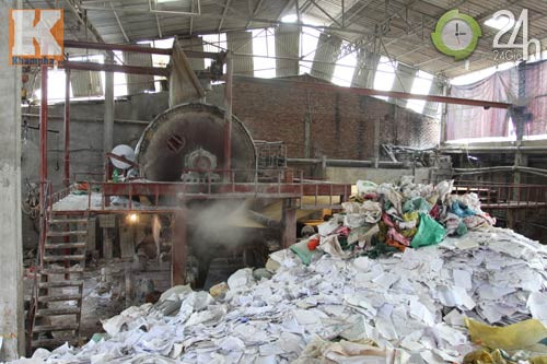 Rùng mình công nghệ sản xuất giấy ăn ảnh 12 Rùng mình công nghệ sản xuất giấy ăn, Tin tức trong ngày, giay an, giay ve sinh, hoa chat, o nhiem moi truong, giay an ban, cong nghe san xuat giay an, tay trang giay, tin tuc, tin hay, vn
