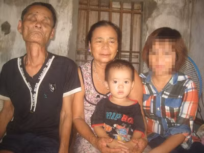 Thiếu nữ trở về sau 18 năm bị lừa bán ảnh 1 Thiếu nữ trở về sau 18 năm bị lừa bán, Tin tức trong ngày, lua ban sang trung quoc, luu lac, lay chong trung quoc, buon ban phu nu, lua ban, bao, tin tuc, tin hot, tin hay, vn