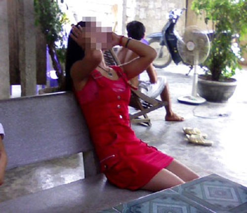 Thiếu nữ 'hạ sơn' làm gái bán hoa, An ninh Xã hội, gai mai dam, gai goi, cave, gai giang ho, gai ban hoa, ban dam, moi gio mai dam, bao, bao cong an, bao an ninh