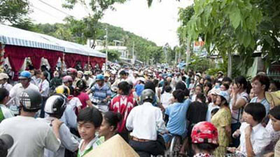 Đột nhập "tổ ấm" của người đồng tính ảnh 1 Đột nhập "tổ ấm" của người đồng tính ảnh 1