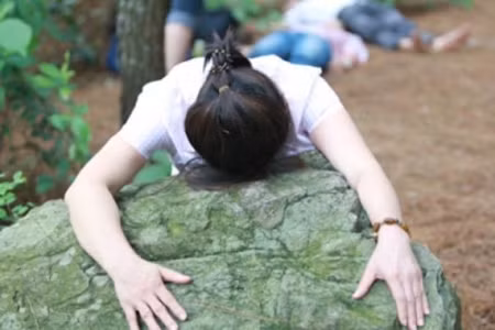 Lật tẩy trò bịp "nói chuyện với ma", Tin tức trong ngày, ap vong tim mo, am vong, goi hon, tim mo liet sy, liet sy vo danh, tim nguoi nha, thoi mien, vong nhap, thay phu thuy, ap vong, thu thuat, bao, tin tuc, tin hot, tin hay