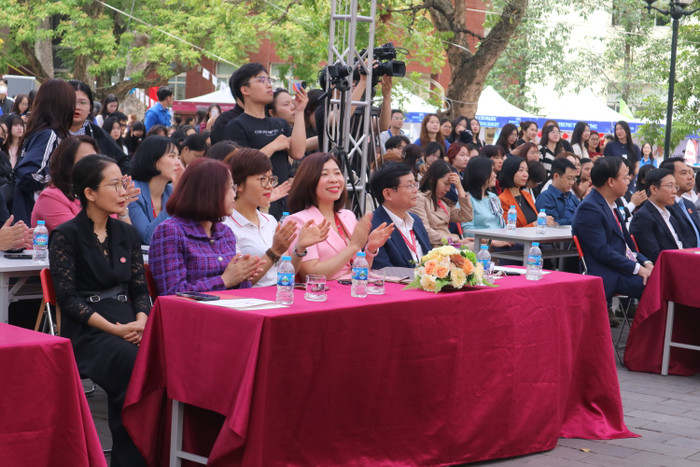 GDVN_học viện.JPG