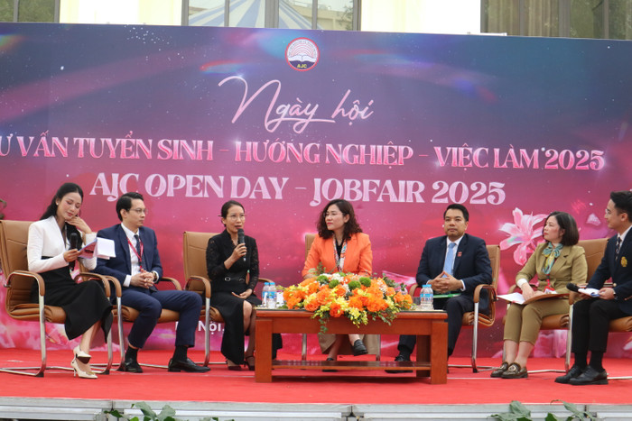 GDVN_cô Điệp.JPG