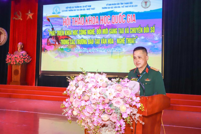Đại tá, Nhạc sĩ Nguyễn Mai Kiên - Phó Hiệu trưởng Trường Đại học Văn hoá Nghệ thuật Quân đội; Phó Chủ nhiệm Câu lạc bộ khối trường đào tạo Văn hoá - Nghệ thuật bế mạc Hội thảo. Picture5.png