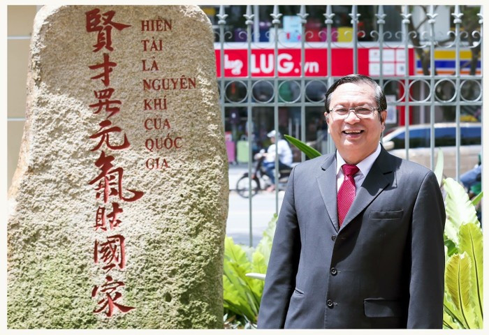 Giáo sư, Tiến sĩ Võ Văn Sen - Chủ tịch Hội đồng Khoa học và Đào tạo Trường Đại học Khoa học Xã hội và Nhân văn, Đại học Quốc gia thành phố Hồ Chí Minh, Phó Chủ tịch Hội đồng Giáo sư liên ngành Sử học - Khảo cổ học - Dân tộc học/Nhân học năm 2024. Ảnh: website Đại học Quốc gia Thành phố Hồ Chí Minh ad-4nxd-dq-vfszp-rikgwpqgc0tvceqde3x3fi6kjtb14twkftv2pih4-vxdtw7tcvu-n2f6qqxhko1ptpiupqrwfl2doqfhwl3ohhitwwaqed9laaw-d3x4-t214mkfpssnxk8vkg1ifdcwxlrrrnspxfnqomv-141.jpg