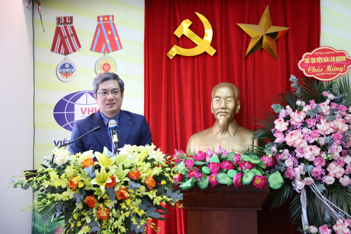 Giáo sư, Tiến sĩ Ngô Quốc Anh - Viện trưởng Viện Hoá học, Viện Hàn lâm Khoa học và Công nghệ Việt Nam. (Ảnh: Website Viện Hoá học) vhh45nam6.JPG.jpg