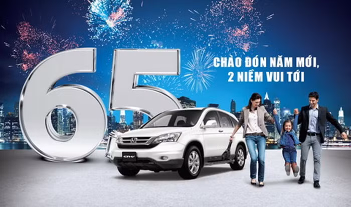 2. Honda CRV: Honda Việt Nam cho biết sẽ triển khai chương trình khuyến mại mới chào đòn năm mới 2013. Theo đó, Honda sẽ tặng sổ tiết kiệm do ngân hàng HD Bank phát hành cho khách hàng mua xe Honda CR-V (số lượng có hạn) tại các đại lý ô tô Honda trong khoảng thời gian từ 15/11 đến hết 31/12/2012. (Nguồn VnMedia)