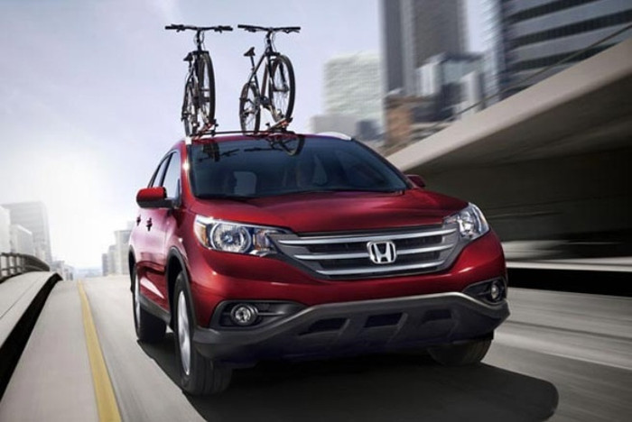 4. Honda CR-V đời 2013 Giá trị bán lại sau 3 năm: 64,7% Giá trị bán lại sau 5 năm: 50,7%