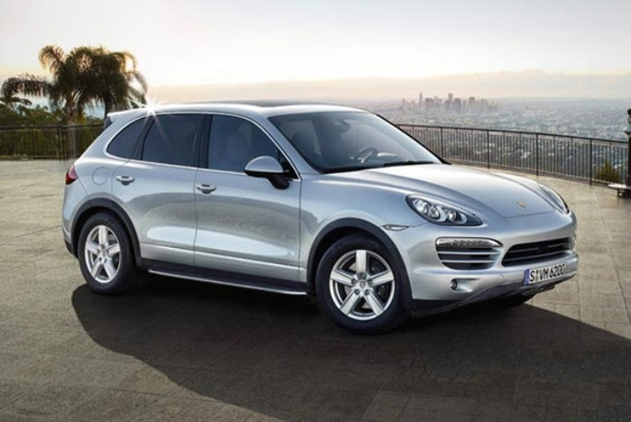 7. Porsche Cayenne đời 2013 Giá trị bán lại sau 3 năm: 67% Giá trị bán lại sau 5 năm: 47,3%