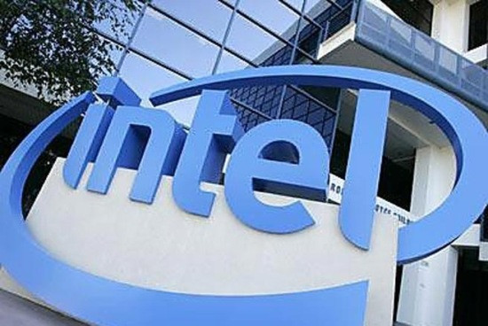 2. Intel. Facebook: Hơn 14,5 triệu lượt like. Twitter: Hơn 470.000 người theo và hơn 2.000 tin nhắn tweet. Tập đoàn công nghệ vi xử lý này cũng là một bậc thầy trong việc sử dụng mạng xã hội để quảng bá tên tuổi. Intel có hơn 20 trang Facebook cùng nhiều tài khoản Twitter để giới thiệu sản phẩm.