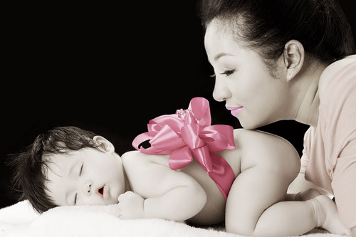 Thúy Nga hoàn toàn lột xác sau một thời gian dài nghỉ chăm con. Thúy Nga hoàn toàn lột xác sau một thời gian dài nghỉ chăm con.