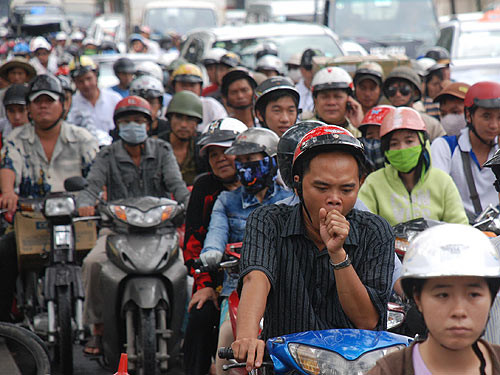 Giao thông: Mất kiểm soát! ảnh 1 Giao thông: Mất kiểm soát! ảnh 1