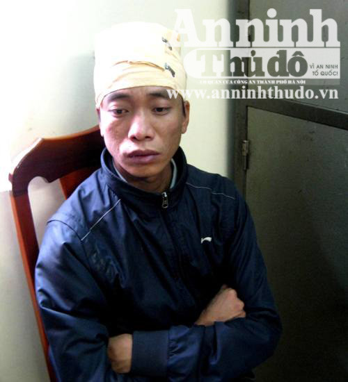 Vũ Hải Hào tại cơ quan công an (Ảnh: ANTĐ) Vũ Hải Hào tại cơ quan công an (Ảnh: ANTĐ)