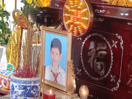 Vụ xe tải cán chết 3 học sinh: Tài xế say "quắc cần câu" ảnh 1