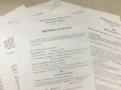 Nhiều người dân đã mất nhà từ những “hợp đồng ủy quyền” như thế này. Nhiều người dân đã mất nhà từ những “hợp đồng ủy quyền” như thế này.