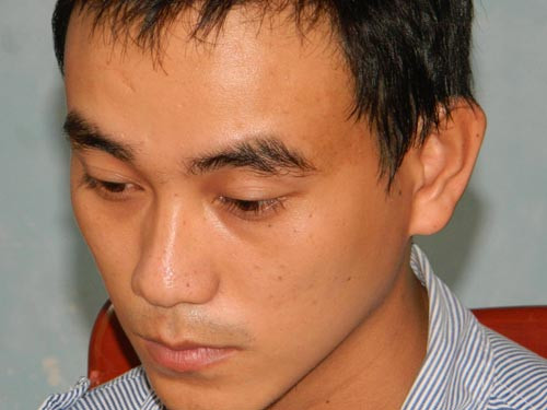 Phá án vụ "thôi miên" tiệm vàng nhờ …đôi giày ảnh 2 Phá án vụ "thôi miên" tiệm vàng nhờ …đôi giày ảnh 2