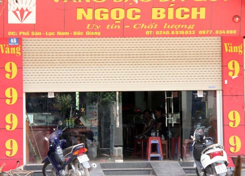 Tiệm vàng Ngọc Bích, nơi xảy ra vụ thảm sát kinh hoàng. Tiệm vàng Ngọc Bích, nơi xảy ra vụ thảm sát kinh hoàng.