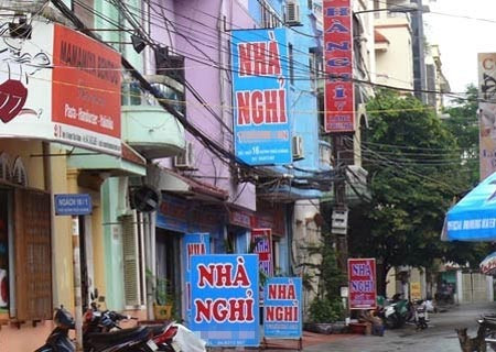 Chuyện bi hài ở... nhà nghỉ ảnh 2 Chuyện bi hài ở... nhà nghỉ, Tin tức trong ngày, nha nghi, khu nha nghi, gia lam, cap bo, ngoai tinh, an ngu, te nan, bao, tin tuc, tin hot, tin hay, vn