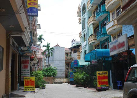 Chuyện bi hài ở... nhà nghỉ ảnh 1 Chuyện bi hài ở... nhà nghỉ, Tin tức trong ngày, nha nghi, khu nha nghi, gia lam, cap bo, ngoai tinh, an ngu, te nan, bao, tin tuc, tin hot, tin hay, vn