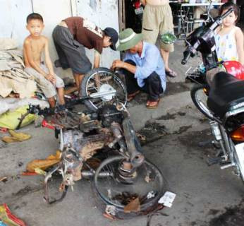 Công an đang điều tra nguyên nhân vụ cháy và truy tìm đối tượng hôi của Công an đang điều tra nguyên nhân vụ cháy và truy tìm đối tượng hôi của