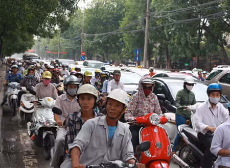 Xe máy có thể bị kiểm soát khí thải trong thời gian tới