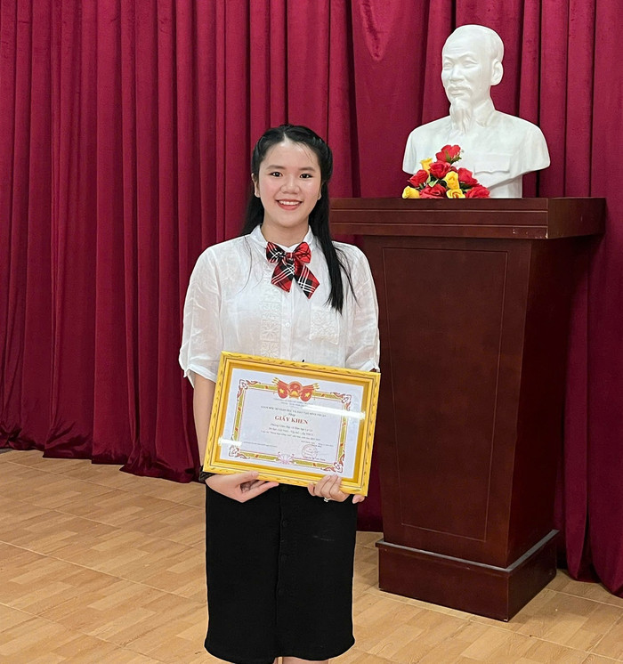 Em Khánh Quỳnh, học sinh Trường Trung học cơ sở Phước Hội 2, thị xã La Gi, tỉnh Bình Thuận (Ảnh P.T) Quỳnh.jpg