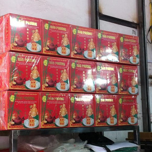 Hộp bánh trung thu được thiết kế đơn giản. Hộp bánh trung thu được thiết kế đơn giản.