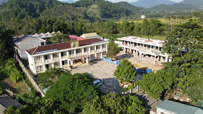 Điểm trường Đồng Cậm - Trường Tiểu học Hoành Mô (huyện Bình Liêu, Quảng Ninh) Điểm trường Đồng Cậm - Trường Tiểu học Hoành Mô (huyện Bình Liêu, Quảng Ninh)