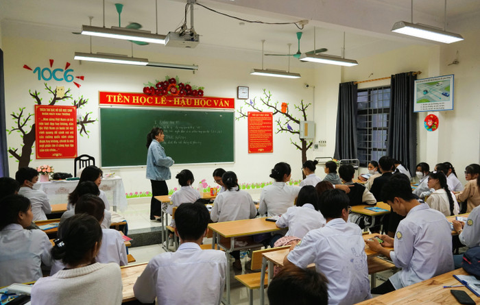 Năm học 2022 - 2023, Trường Cao đẳng Việt - Hàn Quảng Ninh tuyển sinh được hơn 3.000 học sinh, sinh viên (Ảnh: Phạm Linh) Năm học 2022 - 2023, Trường Cao đẳng Việt - Hàn Quảng Ninh tuyển sinh được hơn 3.000 học sinh, sinh viên (Ảnh: Phạm Linh)