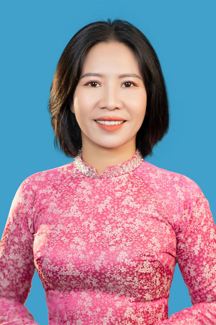 Cô Nguyễn Thị Hằng - giáo viên Lịch sử của Trường Trung học phổ thông Vũ Quang (huyện Vũ Quang, tỉnh Hà Tĩnh). Ảnh: NVCC. z6512163404495_2c88249afd04aa3b296fd428b6105470.jpg